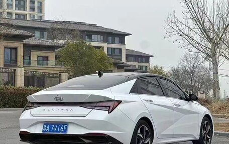 Hyundai Elantra, 2022 год, 1 390 050 рублей, 4 фотография