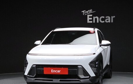 Hyundai Kona, 2023 год, 2 431 000 рублей, 3 фотография