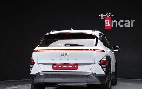 Hyundai Kona, 2023 год, 2 431 000 рублей, 4 фотография