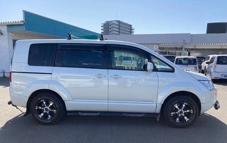Mitsubishi Delica D:5 I, 2019 год, 1 942 000 рублей, 8 фотография