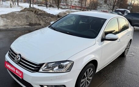 Volkswagen Passat B7, 2013 год, 1 280 000 рублей, 8 фотография
