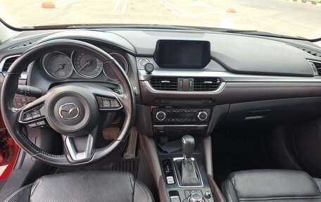 Mazda 6, 2018 год, 2 050 000 рублей, 21 фотография