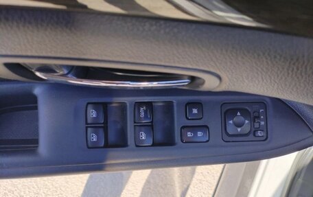 Mitsubishi Outlander III рестайлинг 3, 2017 год, 1 949 000 рублей, 13 фотография