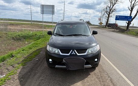 Mitsubishi Outlander III рестайлинг 3, 2008 год, 1 000 000 рублей, 6 фотография