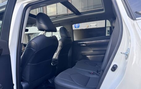 Toyota Highlander, 2026 год, 5 390 000 рублей, 15 фотография