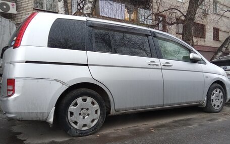 Toyota ISis I, 2005 год, 680 000 рублей, 7 фотография