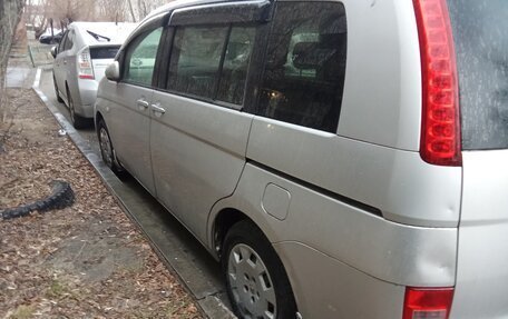 Toyota ISis I, 2005 год, 680 000 рублей, 5 фотография