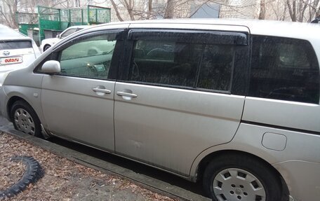 Toyota ISis I, 2005 год, 680 000 рублей, 6 фотография