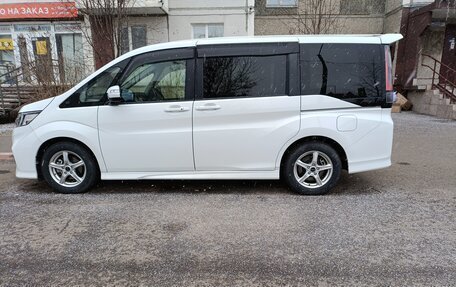 Honda Stepwgn IV, 2021 год, 2 590 000 рублей, 5 фотография