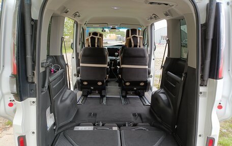 Honda Stepwgn IV, 2021 год, 2 590 000 рублей, 14 фотография