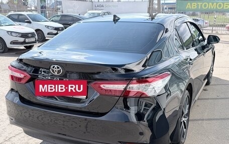 Toyota Camry, 2021 год, 3 750 000 рублей, 6 фотография