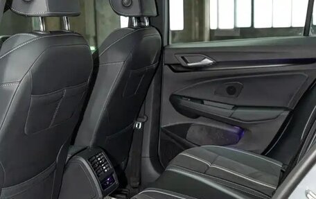 Volkswagen Golf VIII, 2023 год, 2 099 000 рублей, 13 фотография