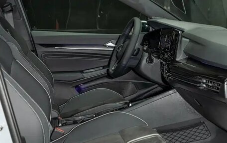 Volkswagen Golf VIII, 2023 год, 2 099 000 рублей, 15 фотография