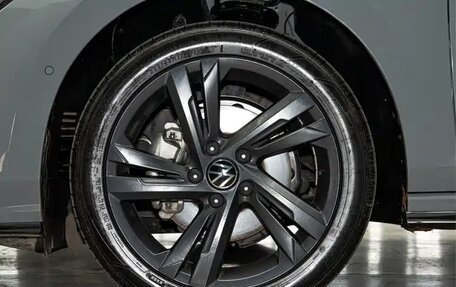 Volkswagen Golf VIII, 2023 год, 2 099 000 рублей, 24 фотография