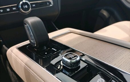 Volvo XC90 II рестайлинг, 2025 год, 8 999 000 рублей, 4 фотография