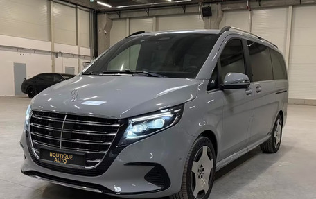 Mercedes-Benz V-Класс, 2026 год, 15 100 000 рублей, 4 фотография