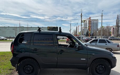 Chevrolet Niva I рестайлинг, 2004 год, 450 000 рублей, 3 фотография