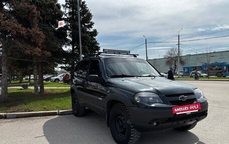 Chevrolet Niva I рестайлинг, 2004 год, 450 000 рублей, 2 фотография
