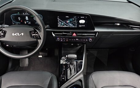 KIA Niro, 2023 год, 2 093 000 рублей, 10 фотография