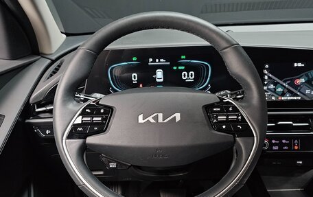 KIA Niro, 2023 год, 2 093 000 рублей, 11 фотография