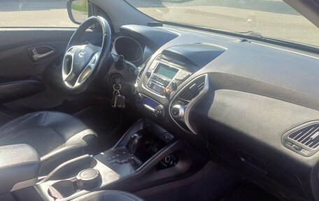 Hyundai ix35 I рестайлинг, 2012 год, 1 150 000 рублей, 9 фотография