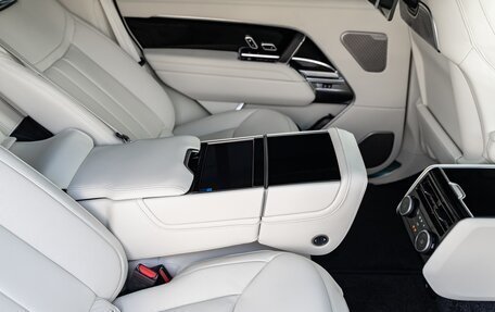 Land Rover Range Rover IV рестайлинг, 2026 год, 24 690 000 рублей, 31 фотография