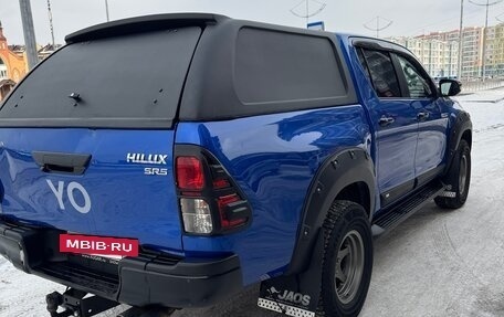 Toyota Hilux VIII, 2017 год, 4 900 000 рублей, 3 фотография