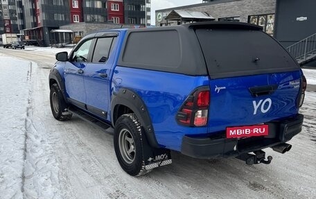 Toyota Hilux VIII, 2017 год, 4 900 000 рублей, 5 фотография