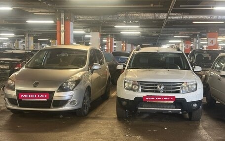 Renault Scenic III, 2011 год, 730 000 рублей, 2 фотография