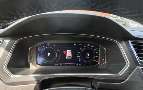 Volkswagen Tiguan II, 2019 год, 3 600 000 рублей, 3 фотография