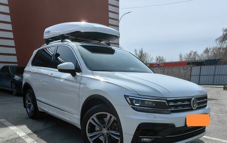 Volkswagen Tiguan II, 2019 год, 3 600 000 рублей, 2 фотография