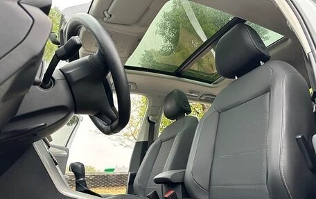 Volkswagen T-Roc I, 2021 год, 2 000 000 рублей, 8 фотография