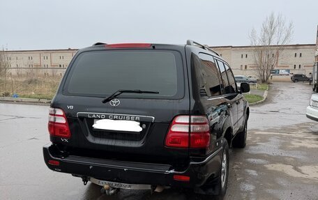 Toyota Land Cruiser 100 рестайлинг 2, 2003 год, 1 570 000 рублей, 3 фотография