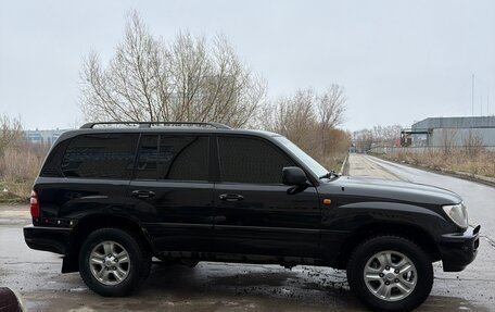 Toyota Land Cruiser 100 рестайлинг 2, 2003 год, 1 570 000 рублей, 5 фотография