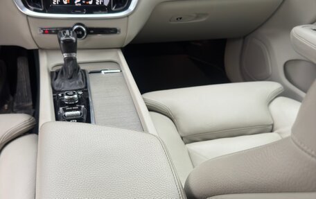 Volvo S60 III, 2019 год, 3 500 000 рублей, 10 фотография