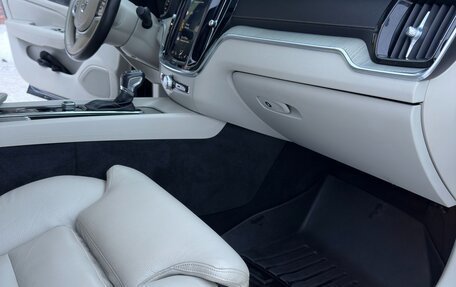 Volvo S60 III, 2019 год, 3 500 000 рублей, 9 фотография