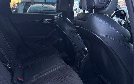 Audi A4, 2017 год, 2 200 000 рублей, 8 фотография