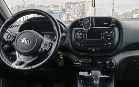 KIA Soul III, 2019 год, 1 900 000 рублей, 10 фотография