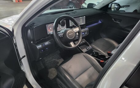 Hyundai Kona, 2023 год, 2 487 000 рублей, 16 фотография