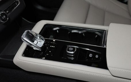 Volvo XC90 II рестайлинг, 2025 год, 11 800 000 рублей, 5 фотография