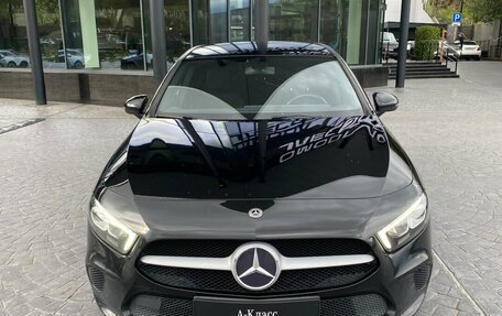 Mercedes-Benz A-Класс, 2019 год, 1 799 000 рублей, 3 фотография