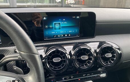 Mercedes-Benz A-Класс, 2019 год, 1 799 000 рублей, 9 фотография