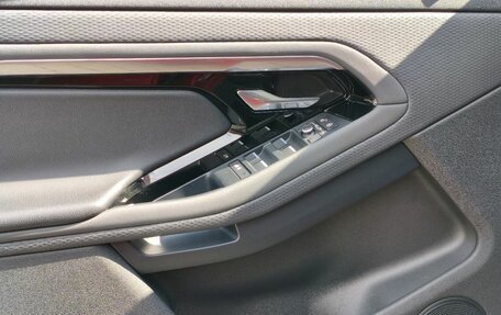 Land Rover Range Rover Evoque II, 2019 год, 3 890 000 рублей, 15 фотография