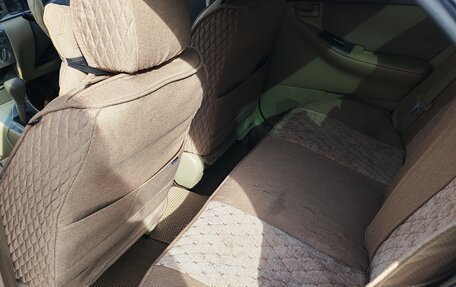 Toyota Corolla, 2006 год, 600 000 рублей, 7 фотография