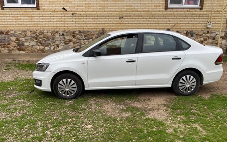 Volkswagen Polo VI (EU Market), 2019 год, 550 000 рублей, 2 фотография