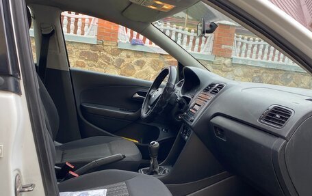 Volkswagen Polo VI (EU Market), 2019 год, 550 000 рублей, 27 фотография