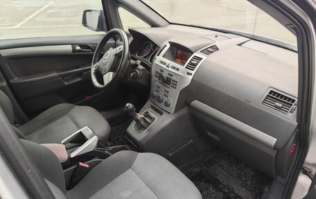 Opel Zafira B, 2010 год, 460 000 рублей, 9 фотография