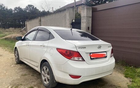 Hyundai Solaris II рестайлинг, 2013 год, 1 100 000 рублей, 3 фотография