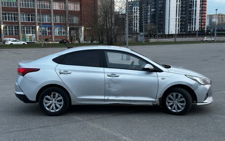 Hyundai Solaris II рестайлинг, 2020 год, 799 000 рублей, 6 фотография