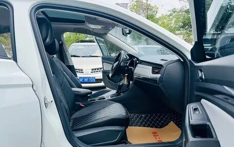 Volkswagen Bora, 2023 год, 1 900 000 рублей, 6 фотография